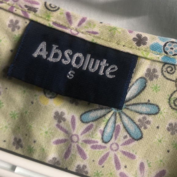 Faux wrap scrub top butterfly caterpillar small tie back waist green - Picture 2 of 11